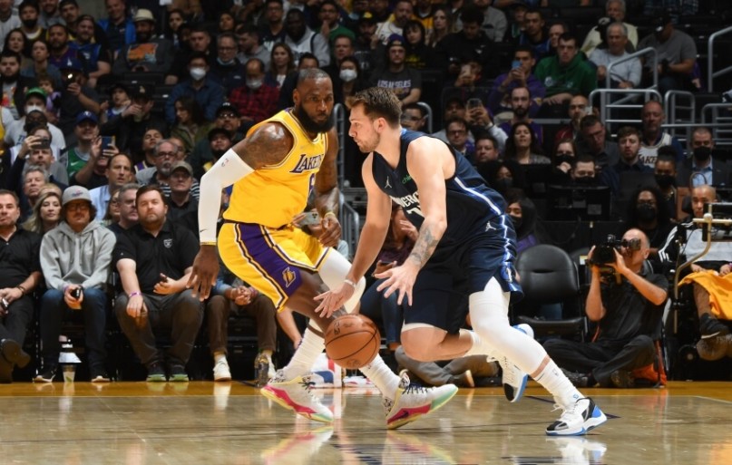 НБА Даллас Маверикс - Лос-Анджелес Лейкерс прогноз